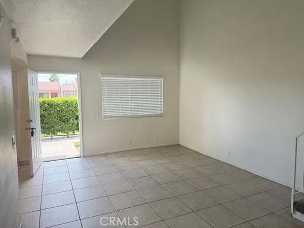 $2,595 | 51025 Avenida Martinez, Unit A, La Quinta, CA 92253