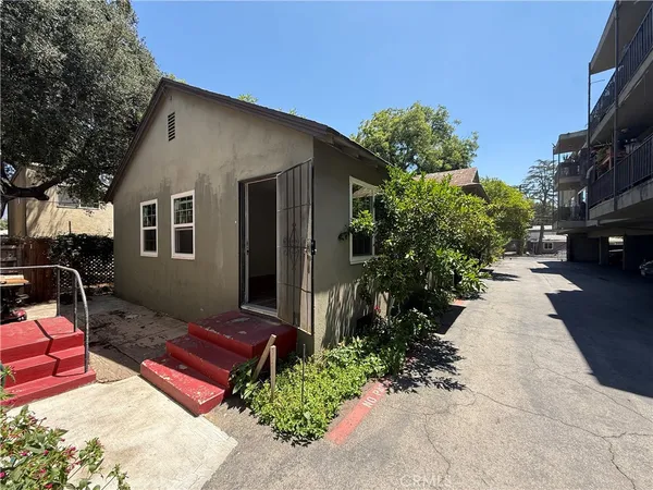 $2,900 | 783 Worcester Avenue, Pasadena, CA 91104