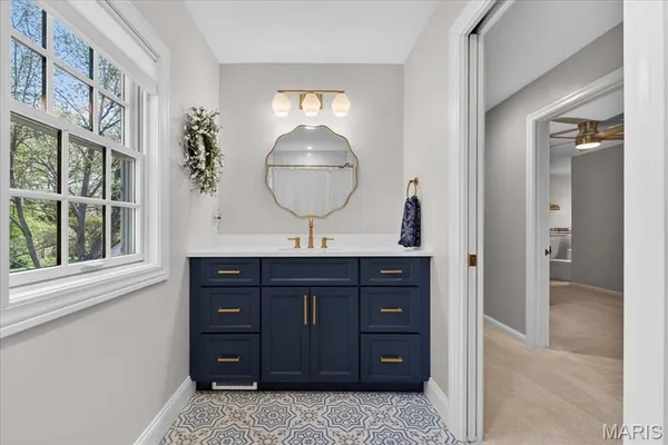 $1,150,000 | 326 Luther Lane, Glendale, MO 63122