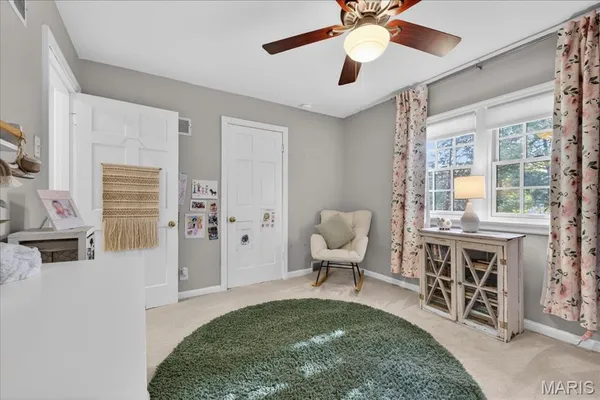 $1,150,000 | 326 Luther Lane, Glendale, MO 63122