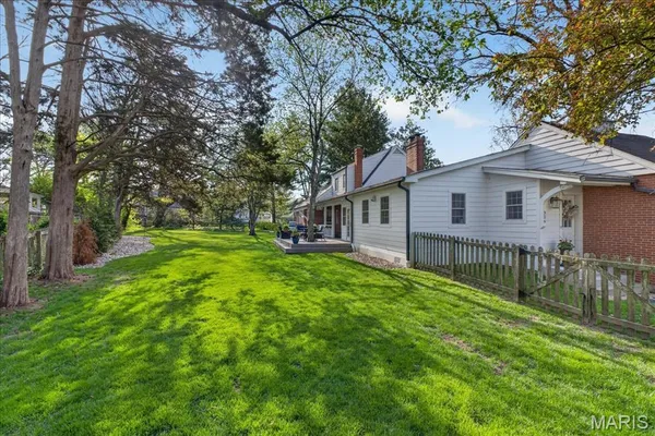 $1,150,000 | 326 Luther Lane, Glendale, MO 63122