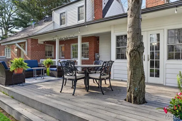 $1,150,000 | 326 Luther Lane, Glendale, MO 63122