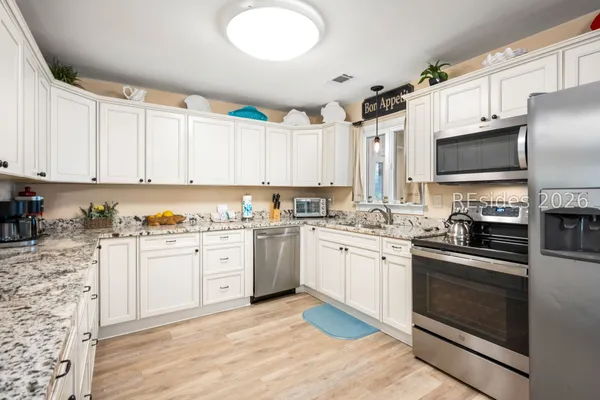 $2,450,000 | 2 Night Hawk Street, Hilton Head Island, SC 29928