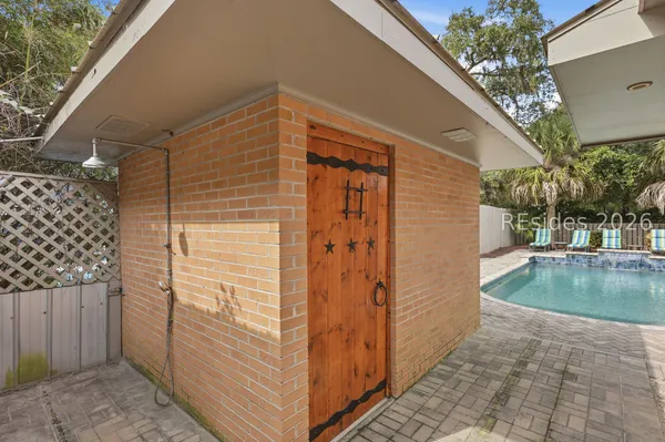 $2,450,000 | 2 Night Hawk Street, Hilton Head Island, SC 29928