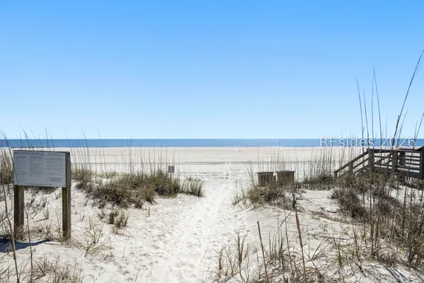 $2,450,000 | 2 Night Hawk Street, Hilton Head Island, SC 29928