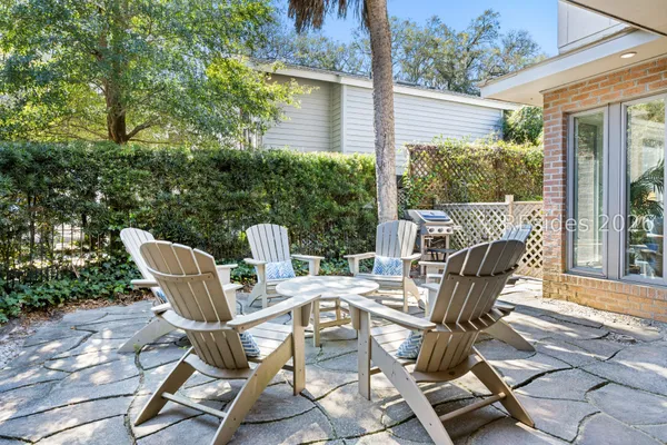 $2,450,000 | 2 Night Hawk Street, Hilton Head Island, SC 29928