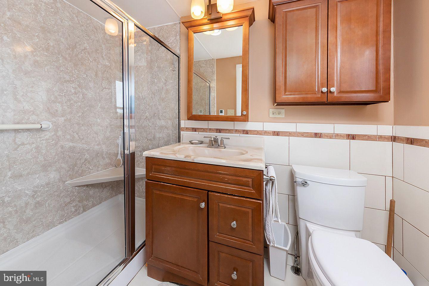 12 Franzen Road Monroeville, NJ 08343 - Photo 23 of 41 Master Bath