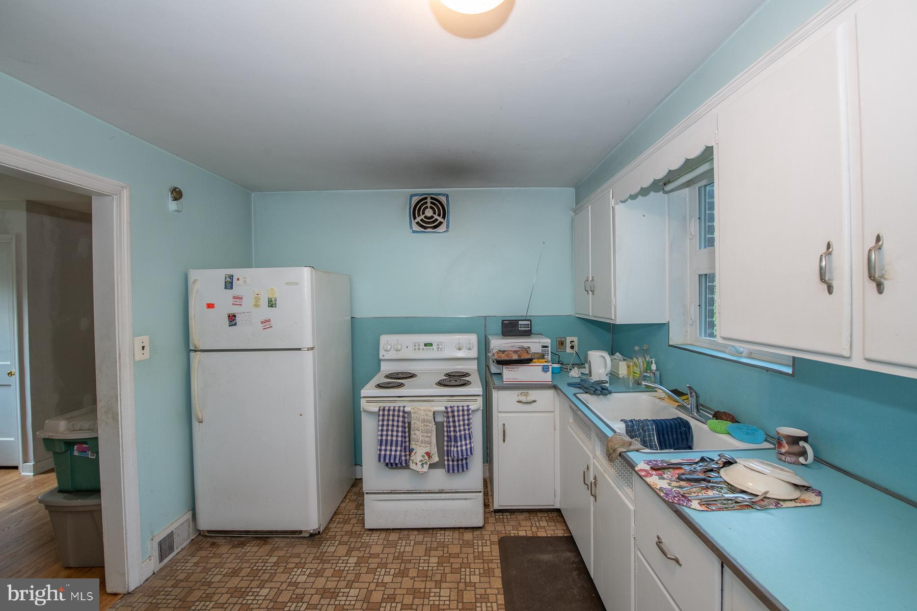 103 Fennerton Road Paoli, PA 19301 - Photo 7 of 24 Gallery Image 7