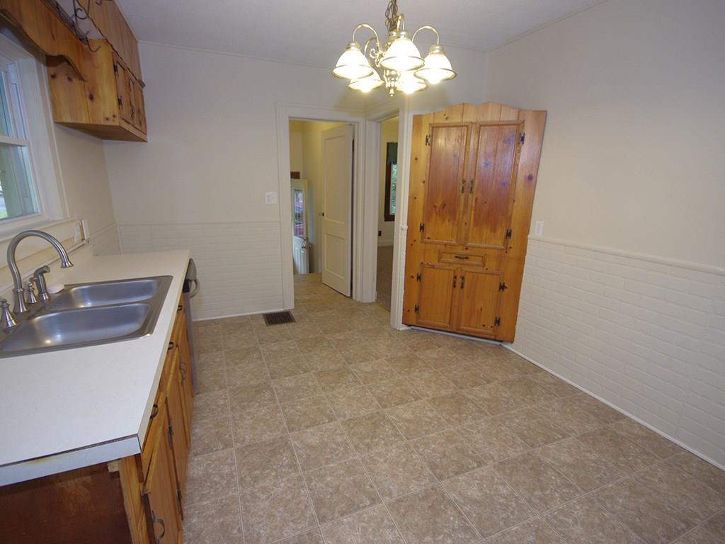 3710 East Thompson Road Indianapolis, IN 46237 - Photo 17 of 24 Gallery Image 17
