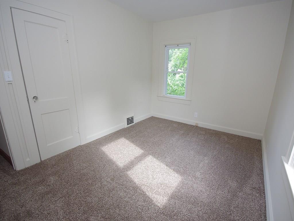 3710 East Thompson Road Indianapolis, IN 46237 - Photo 21 of 24 Gallery Image 21