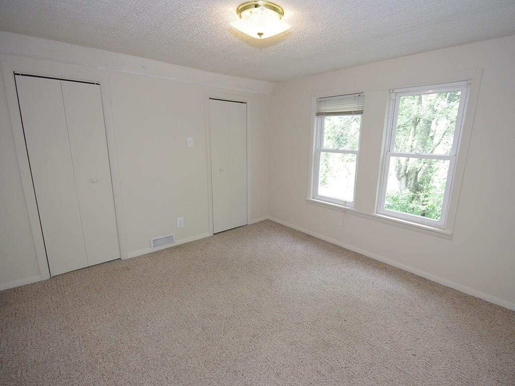 3710 East Thompson Road Indianapolis, IN 46237 - Photo 6 of 24 Gallery Image 6