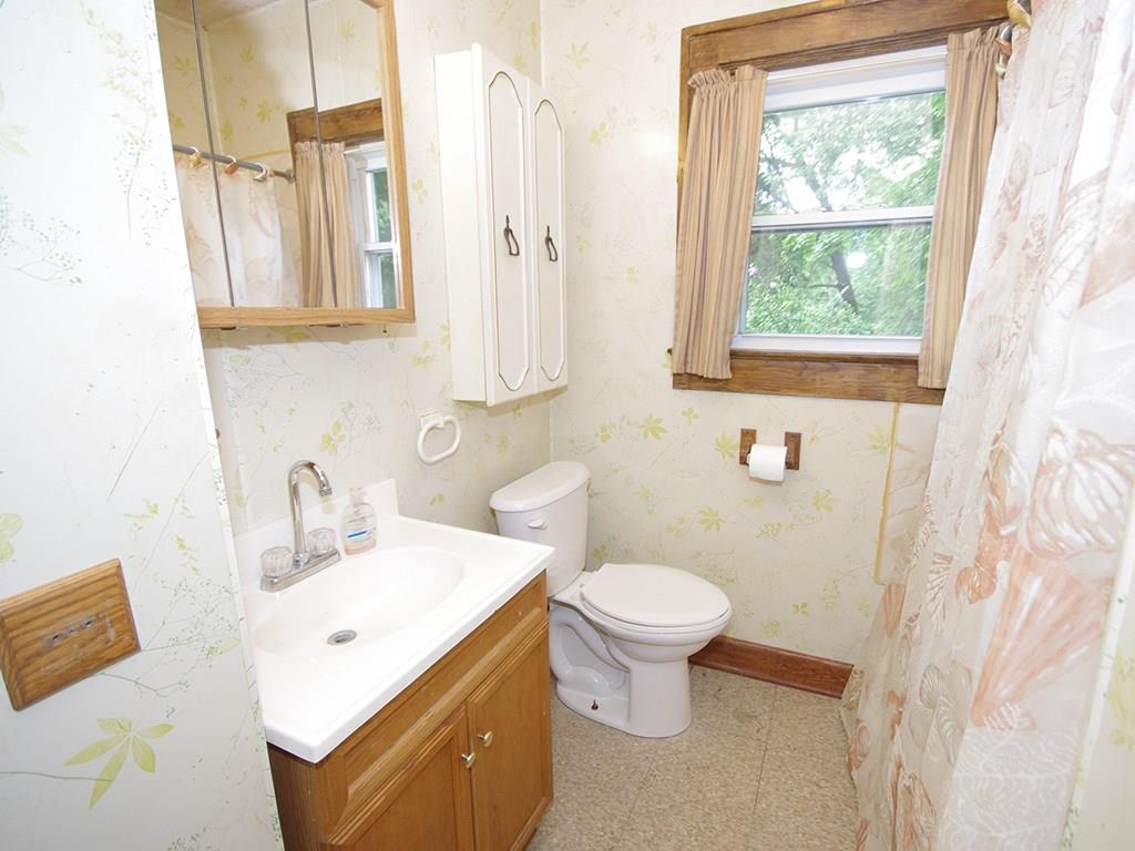 3710 East Thompson Road Indianapolis, IN 46237 - Photo 8 of 24 Gallery Image 8