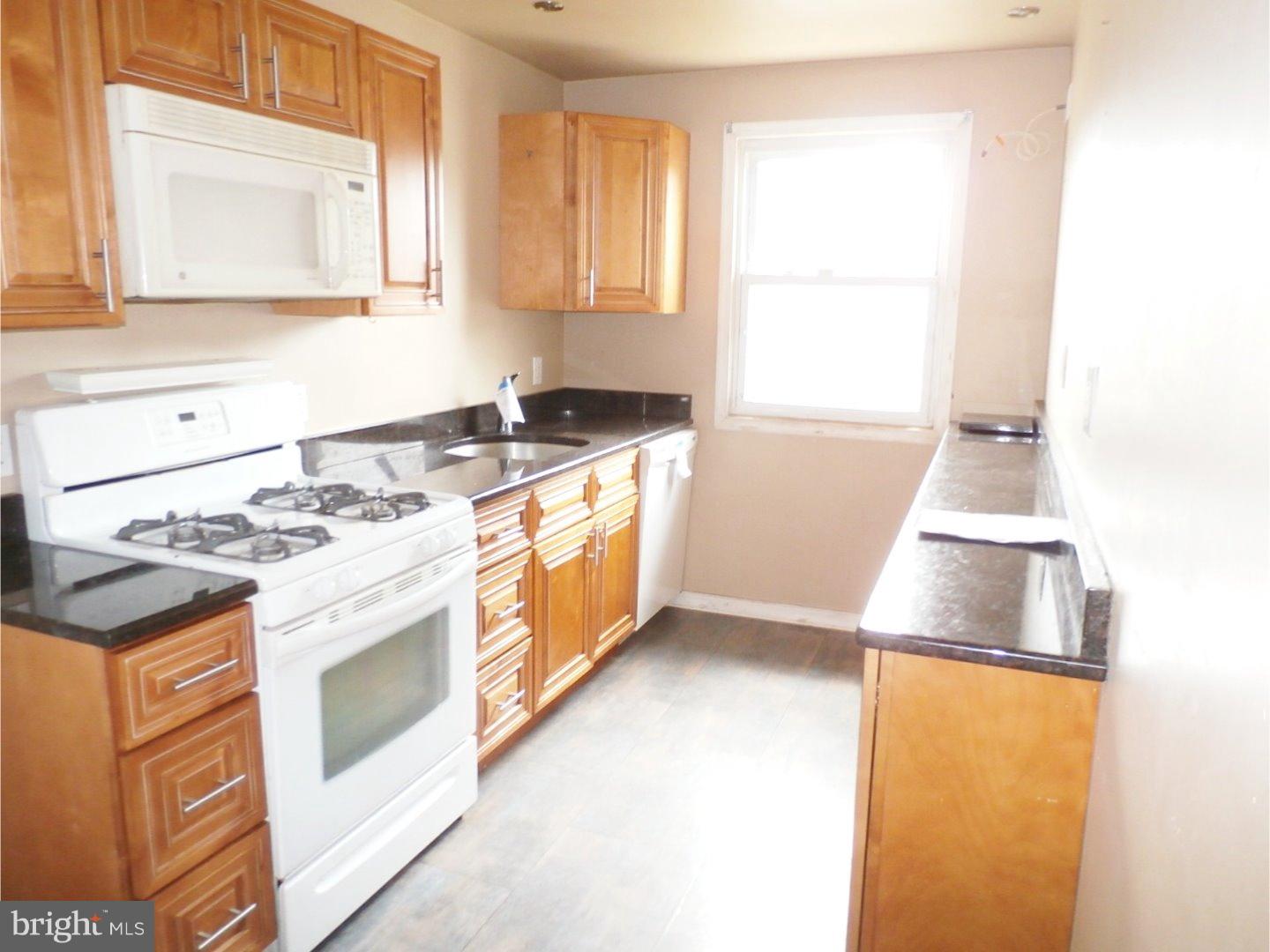 242 Hoffman Road Ridley Park, PA 19078 - Photo 8 of 16 Kitchen