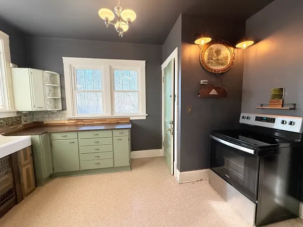 $189,000 | 77 Main Street, Saunemin, IL 61769
