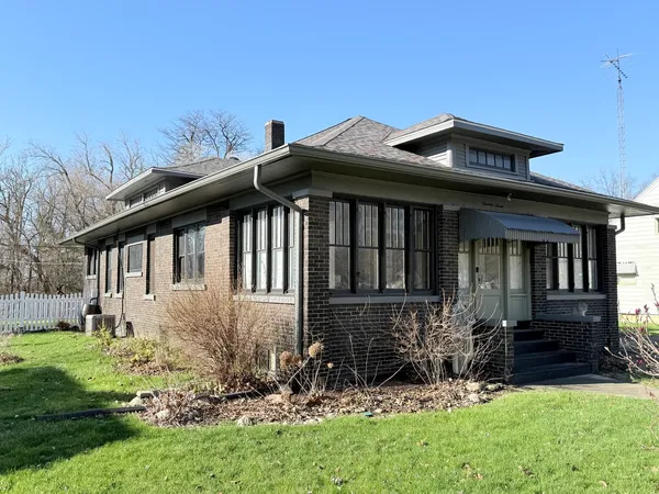 $189,000 | 77 Main Street, Saunemin, IL 61769