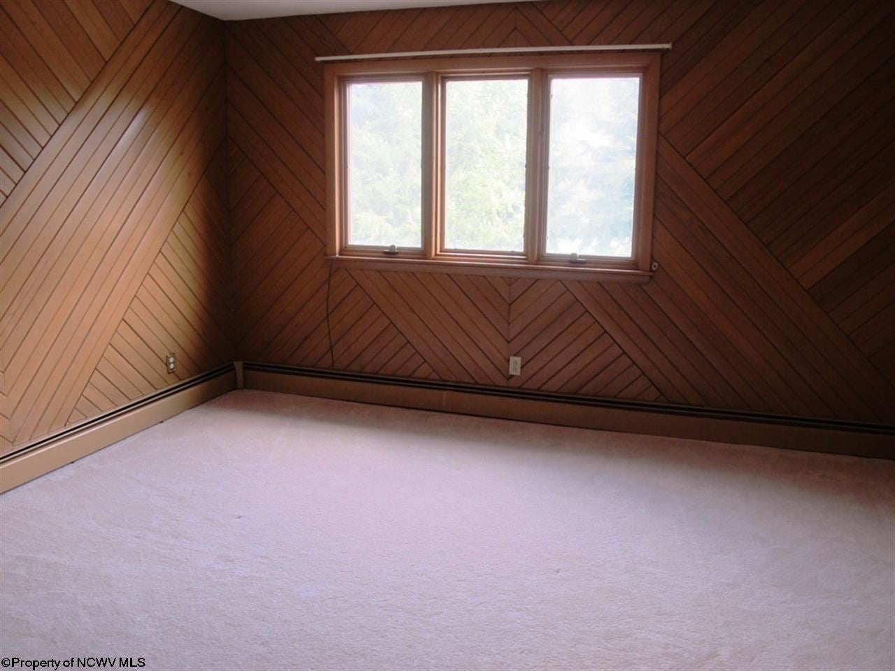2824 South Eighty Eight Road Dilliner, PA 15327 - Photo 17 of 20 Gallery Image 17