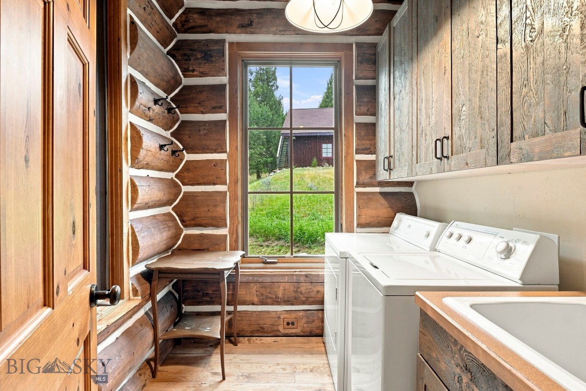 850 Fortress Road Gallatin Gateway, MT 59730 - Photo 65 of 97 Laundry room located on the main level