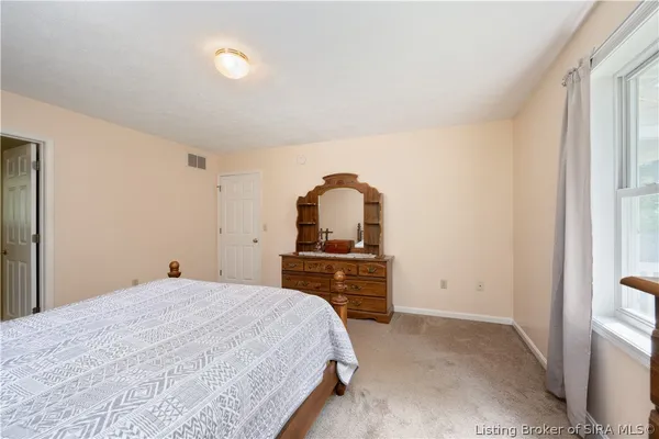 $289,900 | 6010 Needmore Lane Southeast, Elizabeth, IN 47117