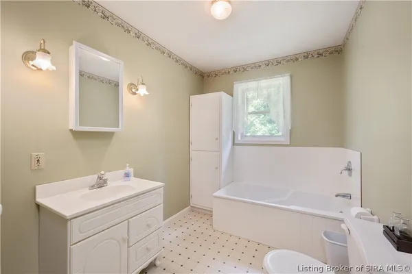 $289,900 | 6010 Needmore Lane Southeast, Elizabeth, IN 47117