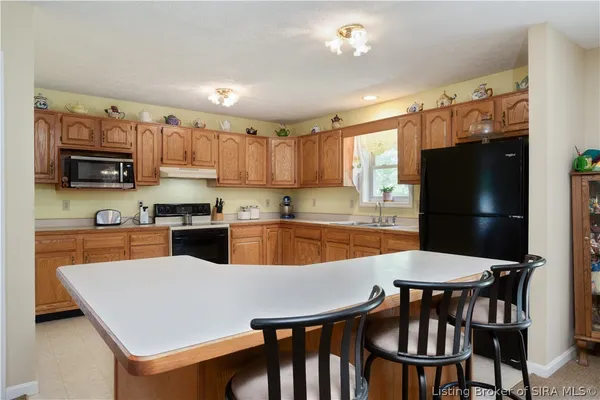 $289,900 | 6010 Needmore Lane Southeast, Elizabeth, IN 47117