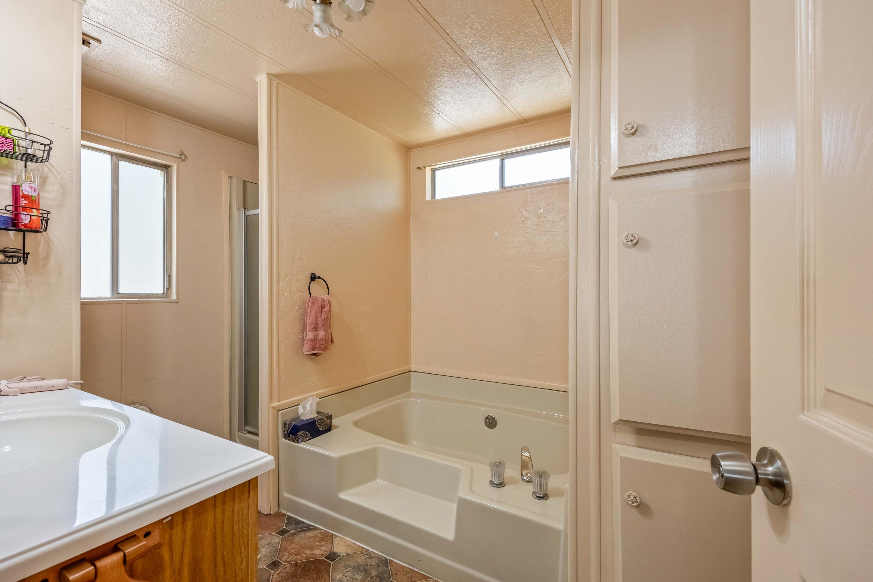 52851 Wayside Loop La Pine, OR 97739 - Photo 12 of 31 PrimaryBath