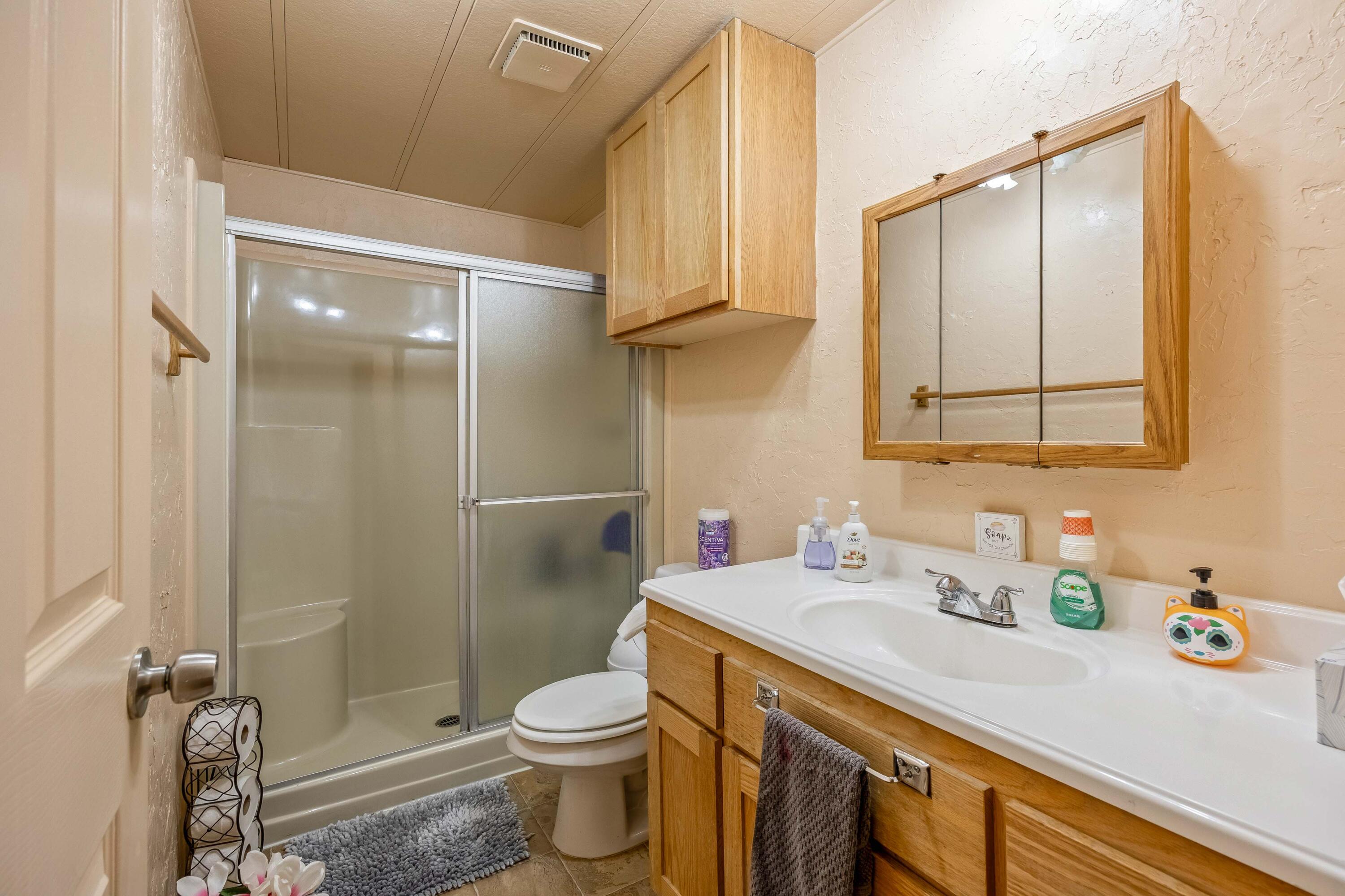 52851 Wayside Loop La Pine, OR 97739 - Photo 16 of 31 GuestBath