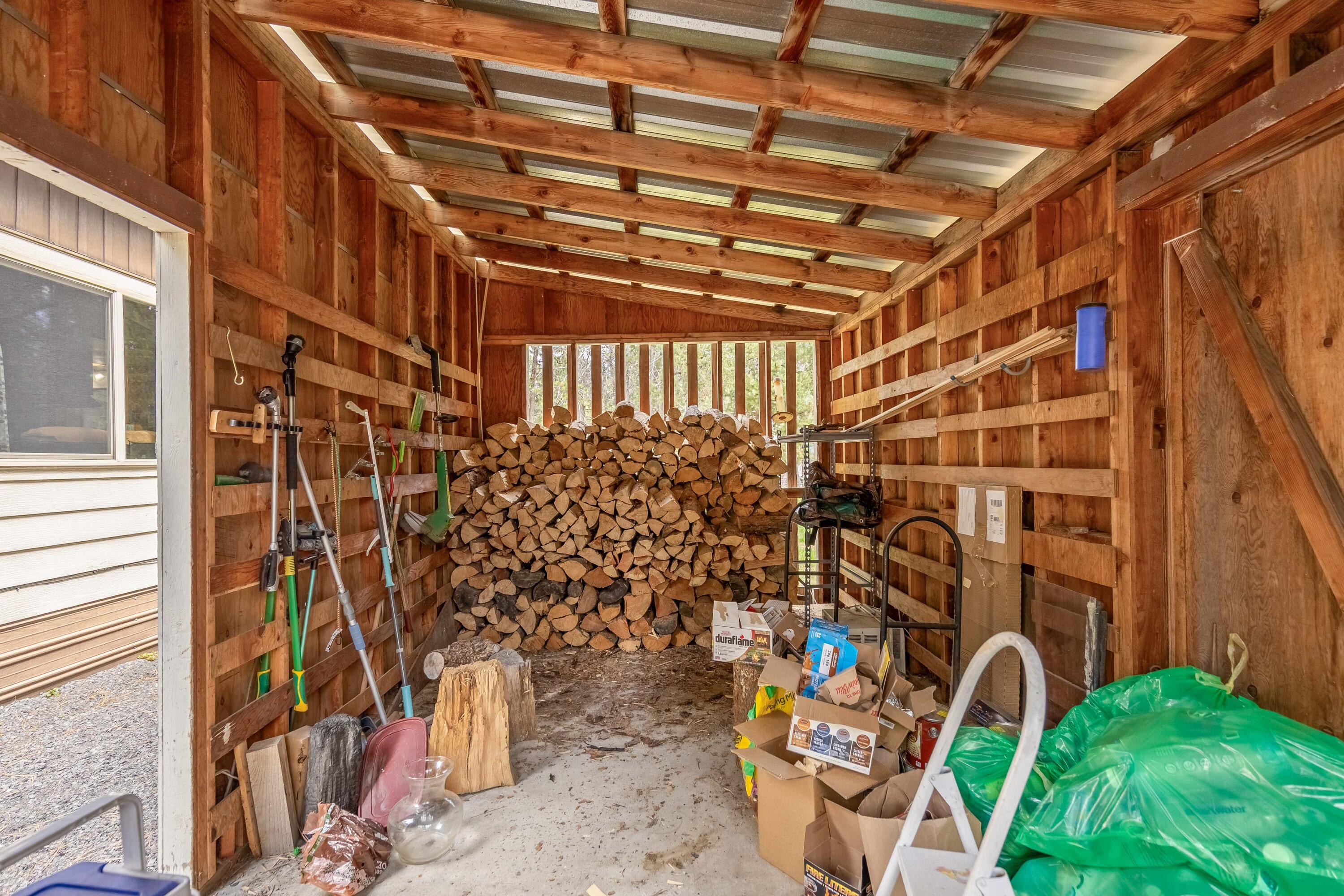 52851 Wayside Loop La Pine, OR 97739 - Photo 27 of 31 WoodShed