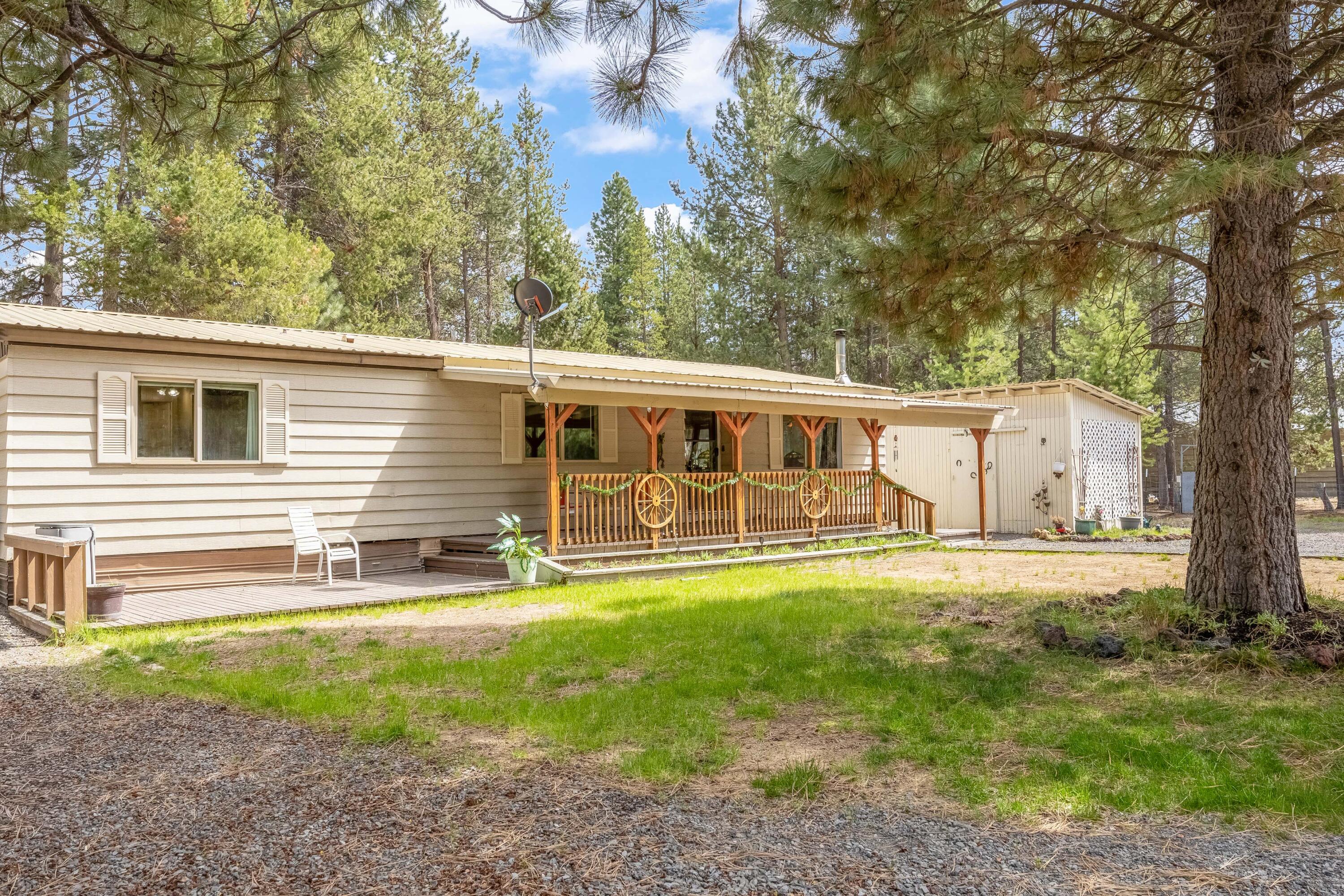 52851 Wayside Loop La Pine, OR 97739 - Photo 31 of 31 Wayside-front2