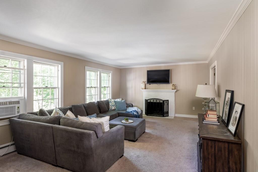 357 Main Street Hingham, MA 02043 - Photo 7 of 30