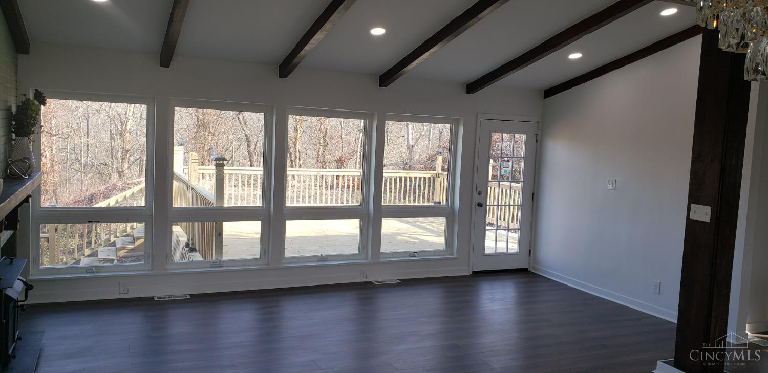 10010 Daly Road Cincinnati, OH 45231 - Photo 10 of 33 Gallery Image 10