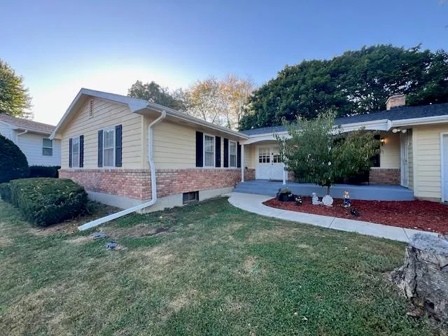 $184,900 | 1308 Empire Court, Freeport, IL 61032