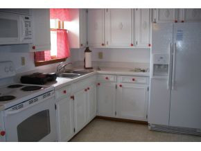 10062 Reedy Creek Road Bristol, VA 24202 - Photo 4 of 8 Kitchen