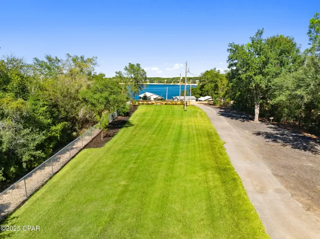 $289,000 | 4318 Crystal Lake Drive, Chipley, FL 32428