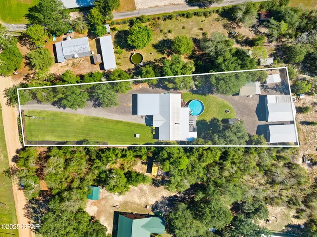 $289,000 | 4318 Crystal Lake Drive, Chipley, FL 32428