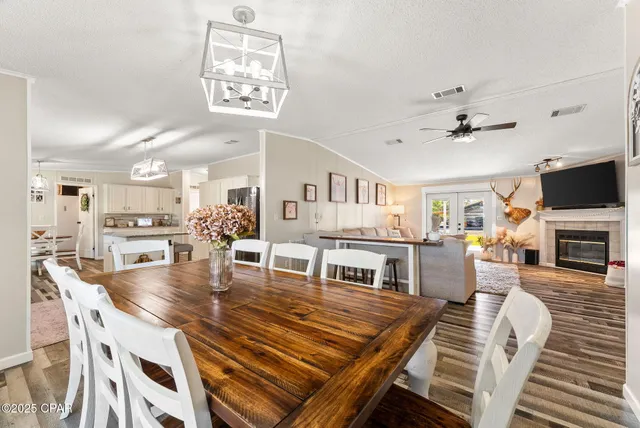 $289,000 | 4318 Crystal Lake Drive, Chipley, FL 32428