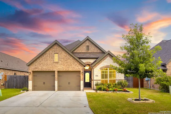 $2,200 | 2020 Glen Hollow, Seguin, TX 78155