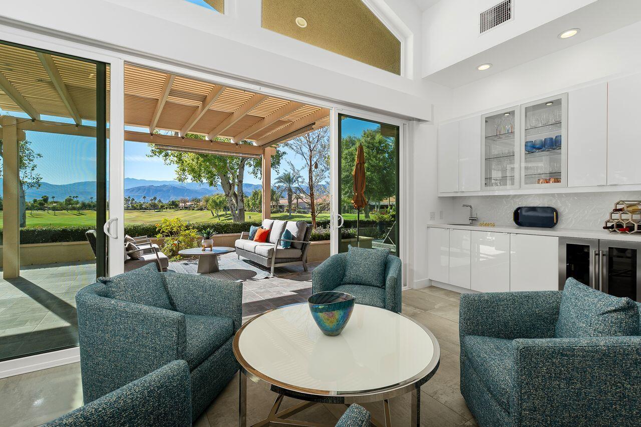 55 Pine Valley Drive Rancho Mirage, CA 92270 - Photo 11 of 46 18_11974816_185362_185362-EI-118