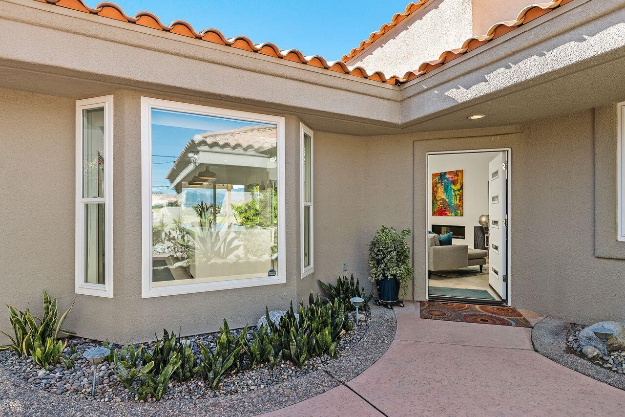 55 Pine Valley Drive Rancho Mirage, CA 92270 - Photo 7 of 46 11_11974809_185362_185362-EI-111