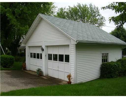 1910 North Limestone Street Springfield, OH 45503 - Photo 8 of 17