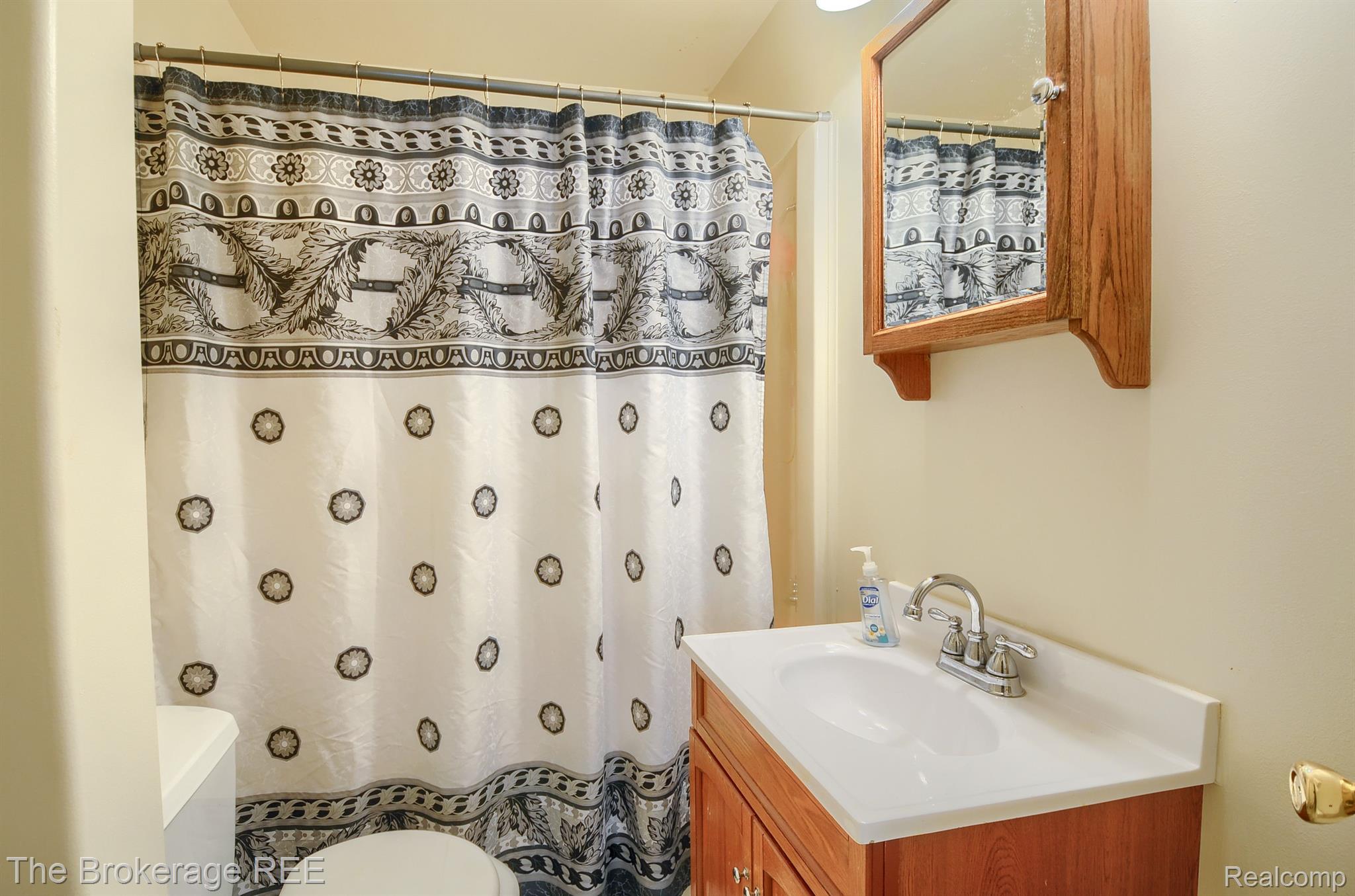 11820 Benson Road Mount Morris, MI 48458 - Photo 17 of 27 Gallery Image 17