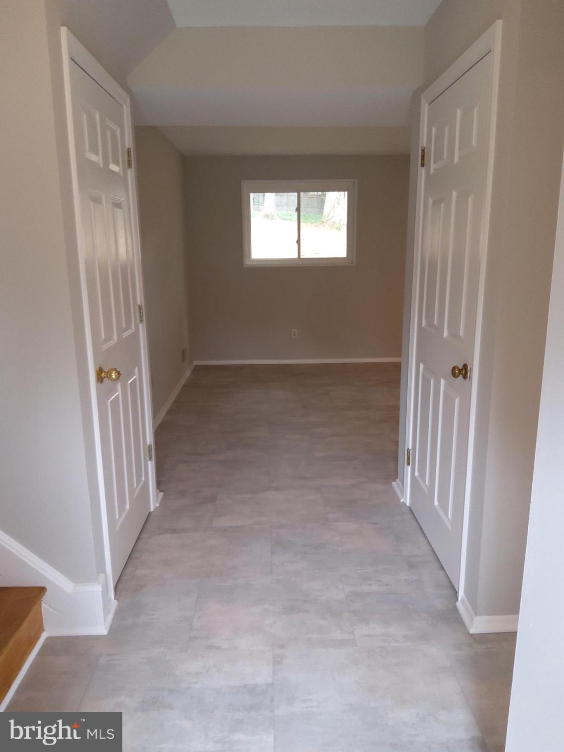 4205 Dahill Road Silver Spring, MD 20906 - Photo 2 of 25 Foyer