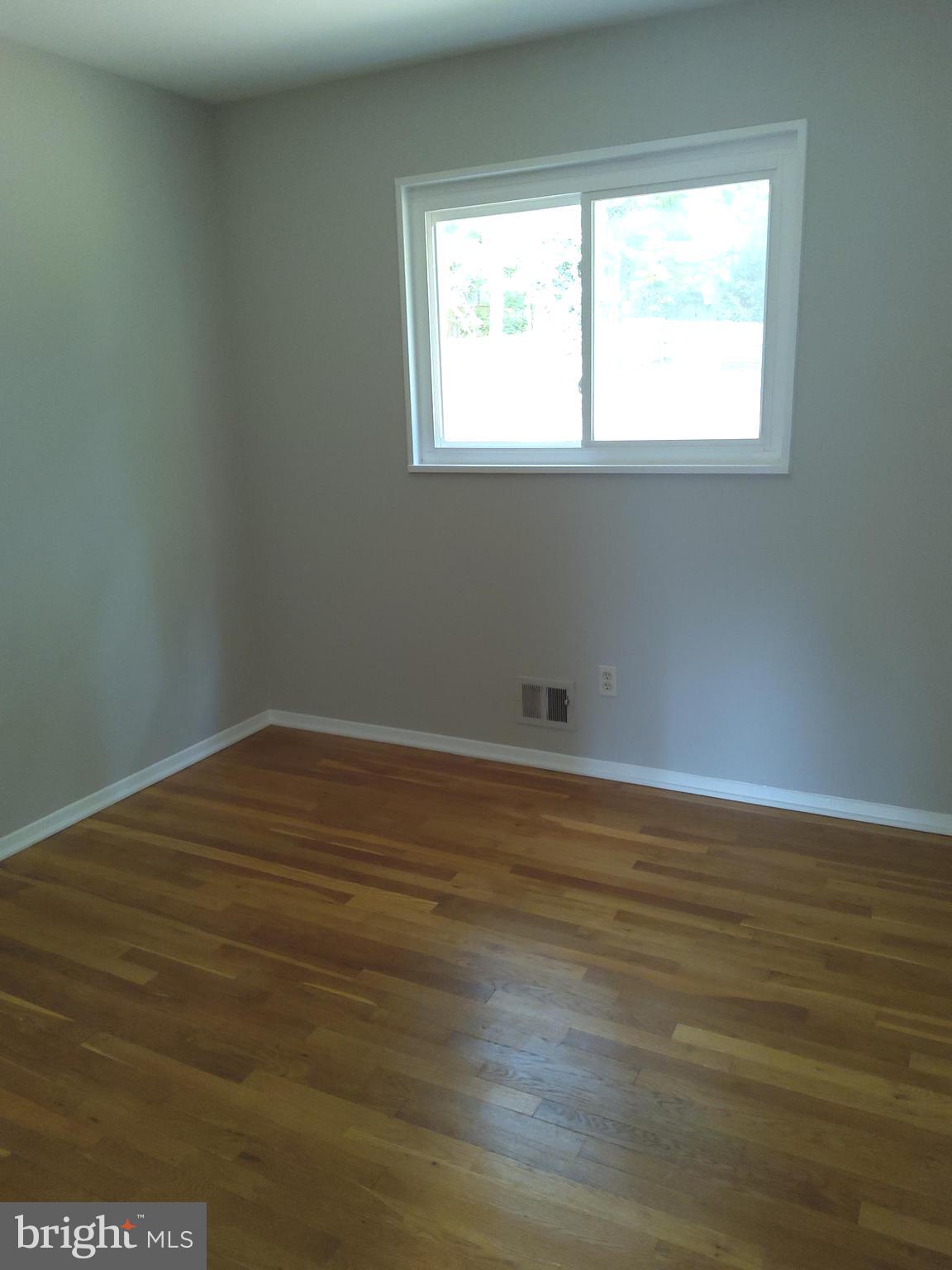 4205 Dahill Road Silver Spring, MD 20906 - Photo 18 of 25 Bedroom 3