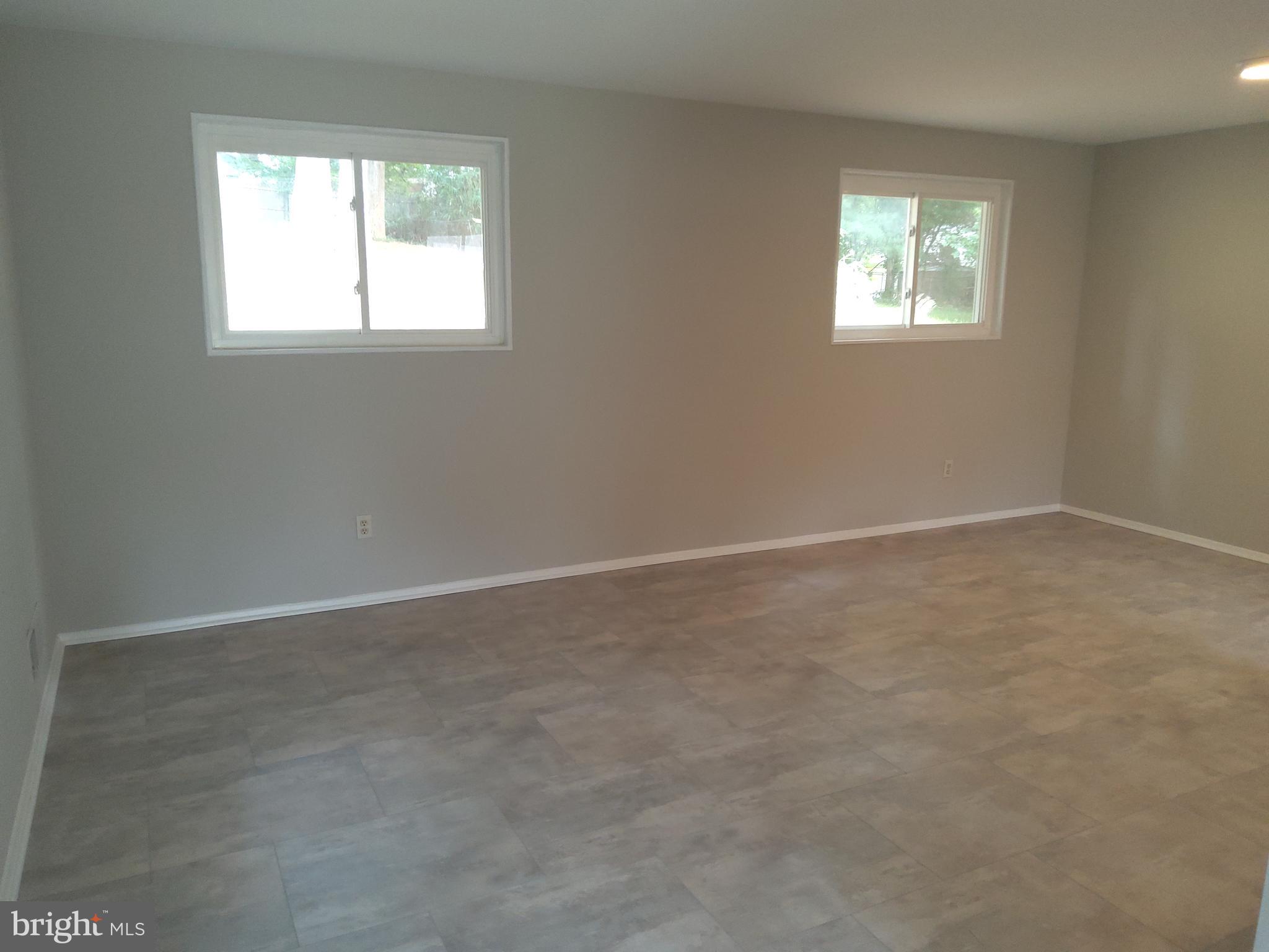 4205 Dahill Road Silver Spring, MD 20906 - Photo 3 of 25 First Floor Family Room