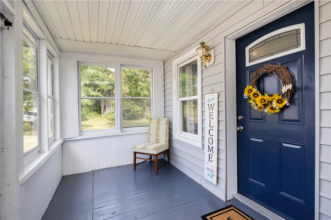 5885 County Road 11 Alpine, NY 14805 - Photo 7 of 37 Come on In!