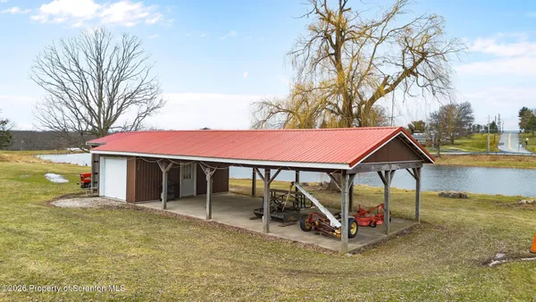 $775,000 | 2409 Red Oak Drive, Clarks Summit, PA 18411