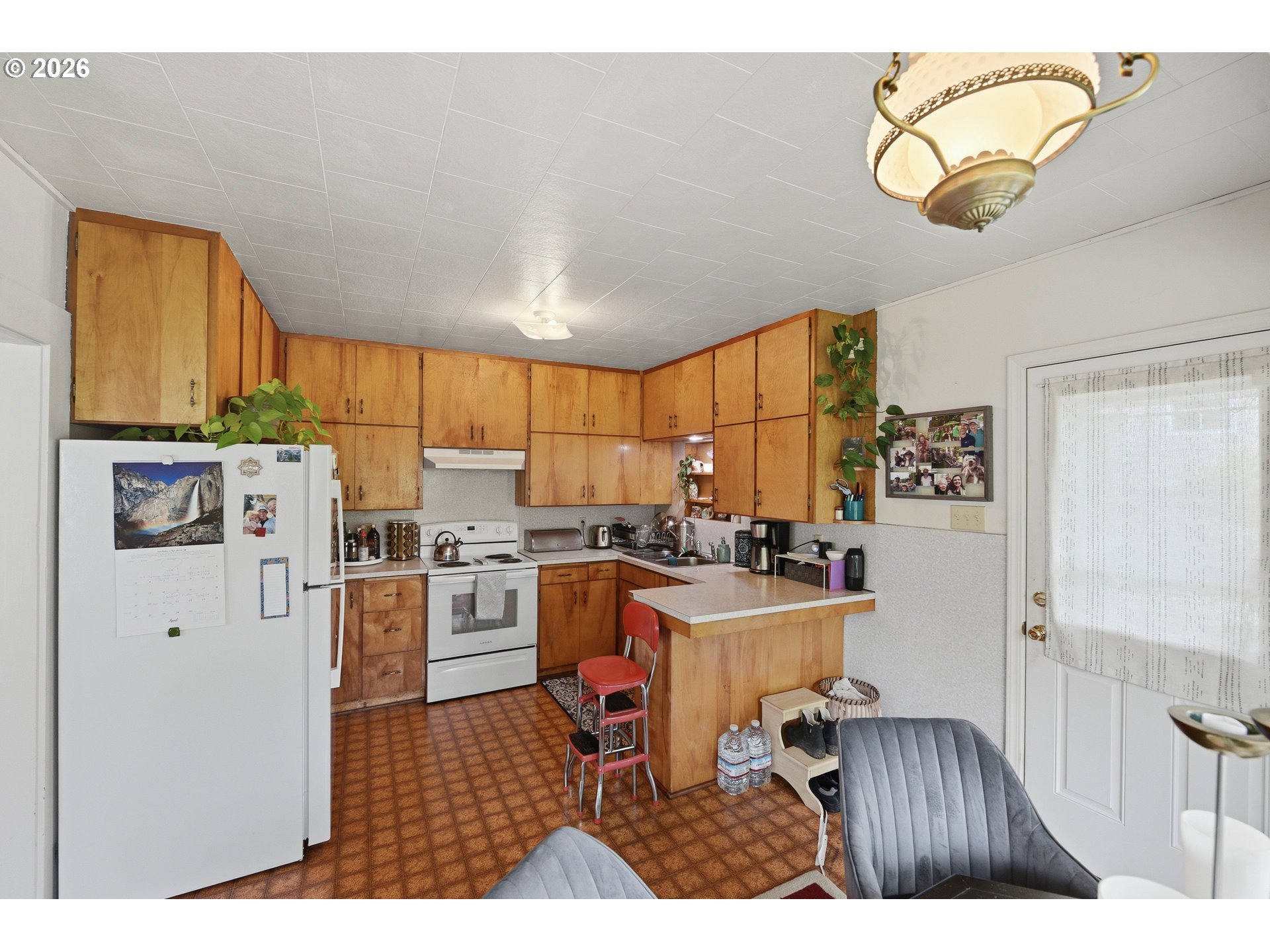 615 Willow Street Myrtle Point, OR 97458 - Photo 6 of 25 Kitchen