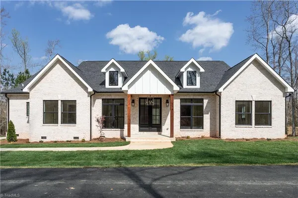 $712,000 | 218 Ivory Lane, Lexington, NC 27292