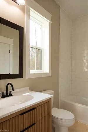 $712,000 | 218 Ivory Lane, Lexington, NC 27292