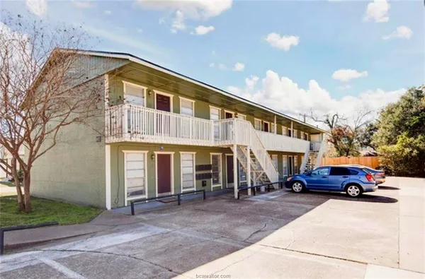$800 | 807 East 31st Street, Unit 8, Bryan, TX 77803