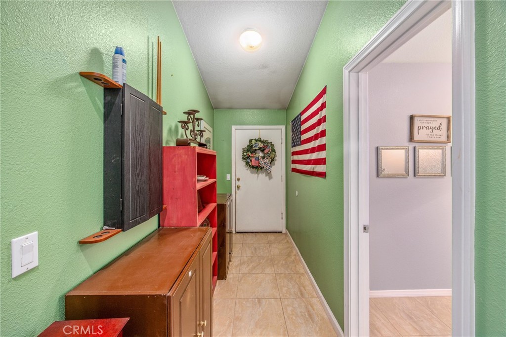 13997 Riverside Drive Apple Valley, CA 92307 - Photo 23 of 55